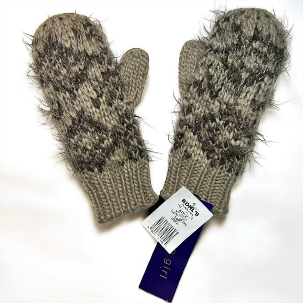 Madden Girl Womens Brown Chunky Knit Fuzzy Eyelash Yarn Mittens MG32007 NWT OSFA